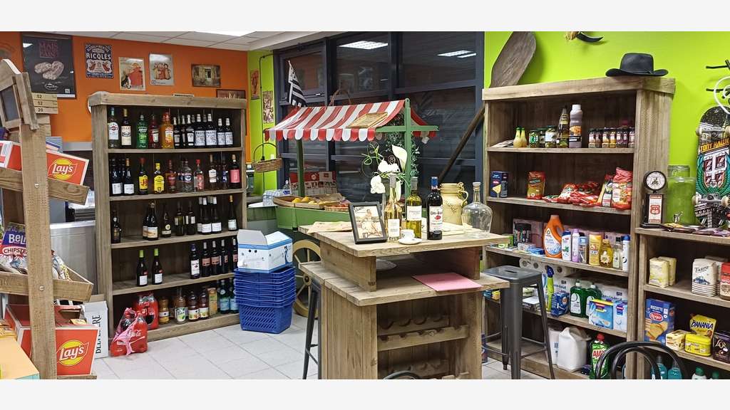 Boulangerie-Pâtisserie avec Logement T5 - 35