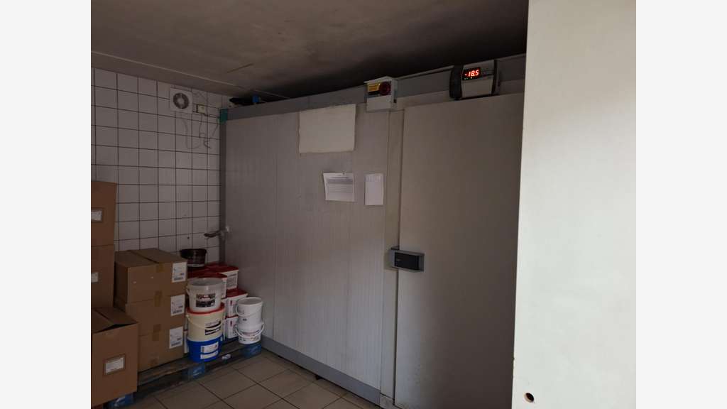 AV pâtisserie à transformer en boulangerie dept 37