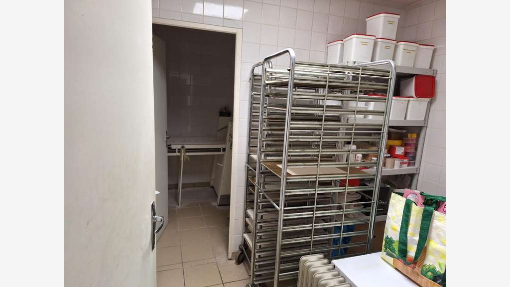 AV pâtisserie à transformer en boulangerie dept 37