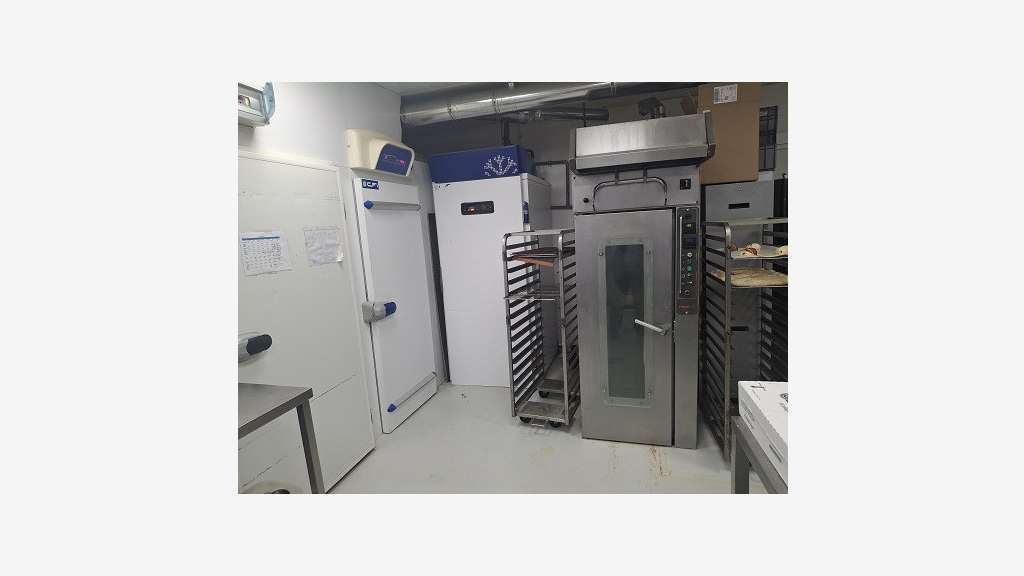 AV boulangerie en ville à fort pouvoir d'achat 38