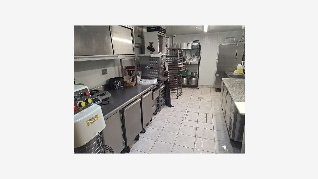 AV boulangerie en ville à fort pouvoir d'achat 38