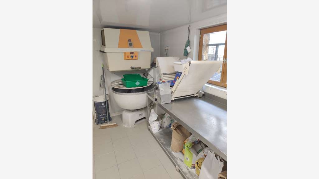 A vendre boulangerie pâtisserie en village du Jura