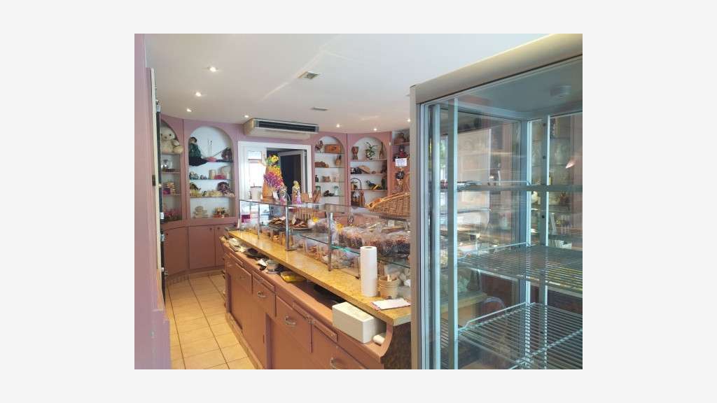 Vente pâtisserie salon de thé en centre ville Jura