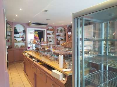 Vente pâtisserie salon de thé en centre ville Jura