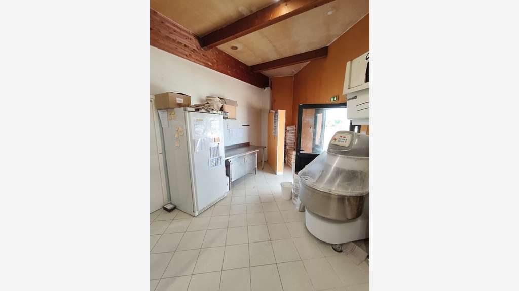 2 boulangeries axe passant, zone touristique Jura