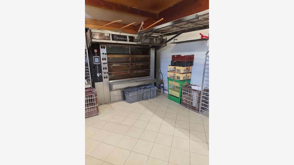 2 boulangeries axe passant, zone touristique Jura