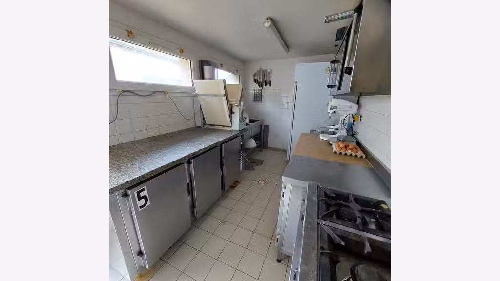 A vendre boulangerie pâtisserie à 10 min Le Mans
