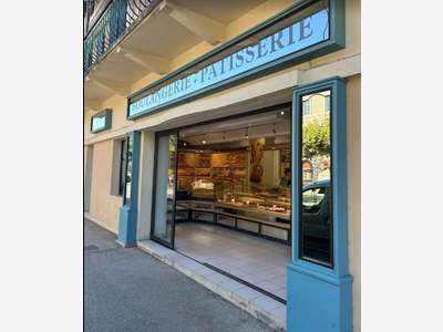 Vente boulangerie pâtisserie au coeur de Luzech