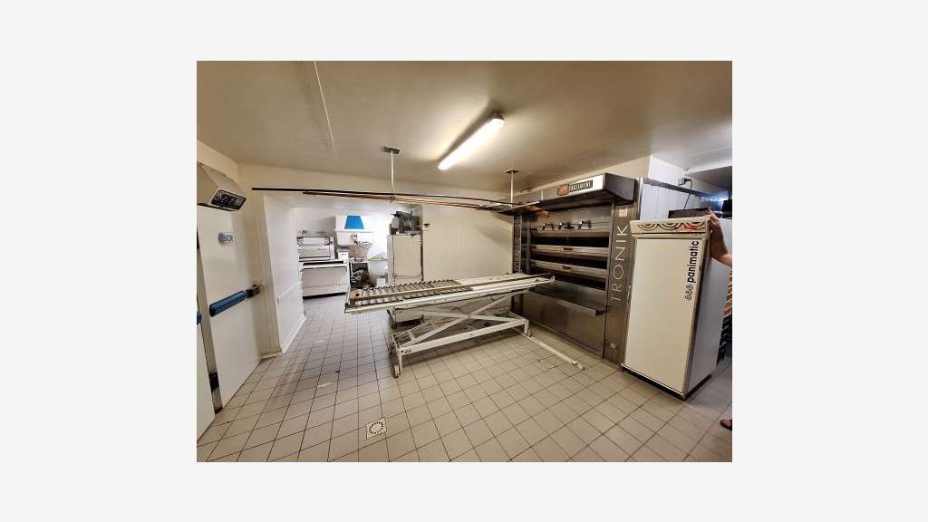 A vendre boulangerie-pâtisserie en Sud Manche A84