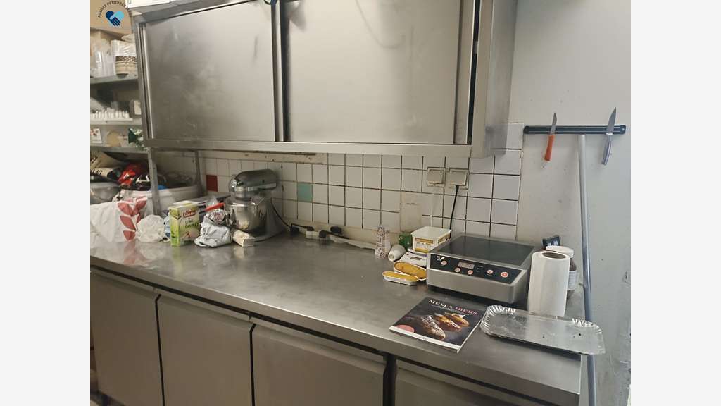 AV boulangerie pâtisserie confiserie prox Peyrole
