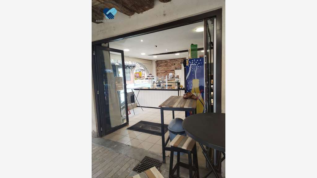 AV boulangerie pâtisserie confiserie prox Peyrole