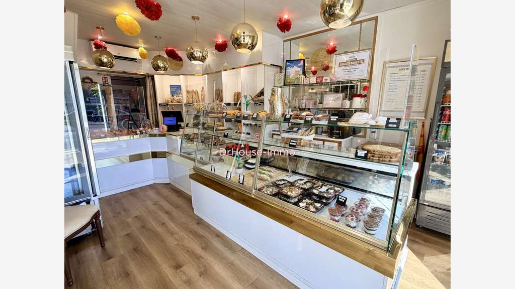 AV murs et fonds boulangerie Roquefort-la-Bédoule