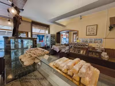 AV boulangerie 135m² empl N°1 St Florent sur Cher