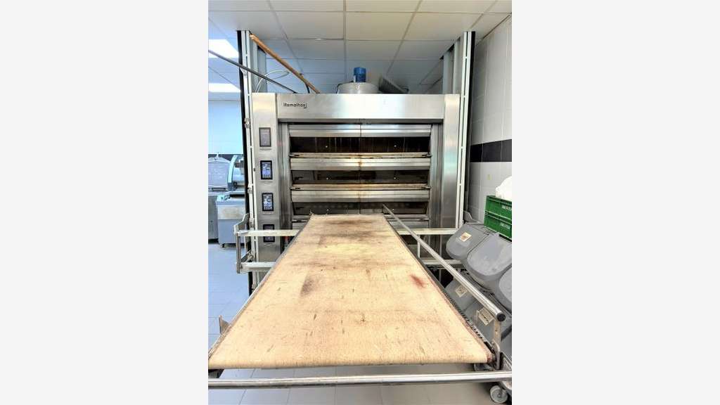 Vente boulangerie face gare très passante dept 93