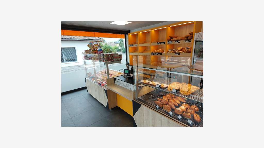 Vend boulangerie prox Annecy village touristique