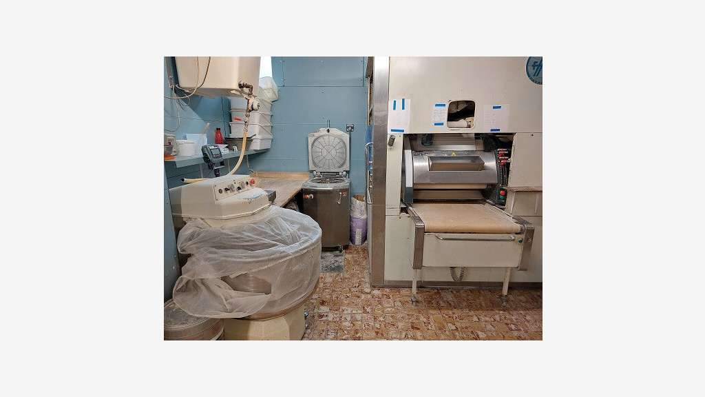 Vend boulangerie prox Annecy village touristique