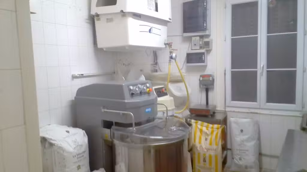Vente affaire de bourg sur axe passager en Indre