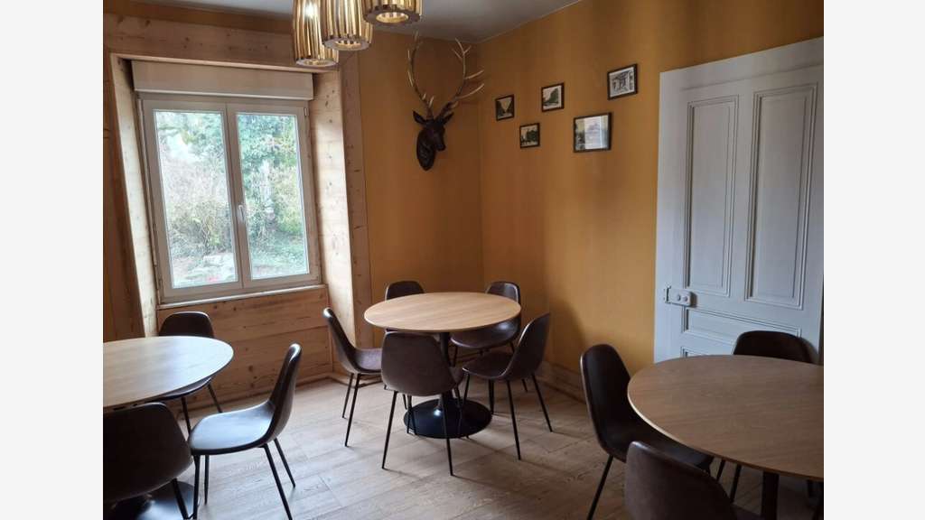 Boulangerie salon de thé à vendre dans le Jura 39