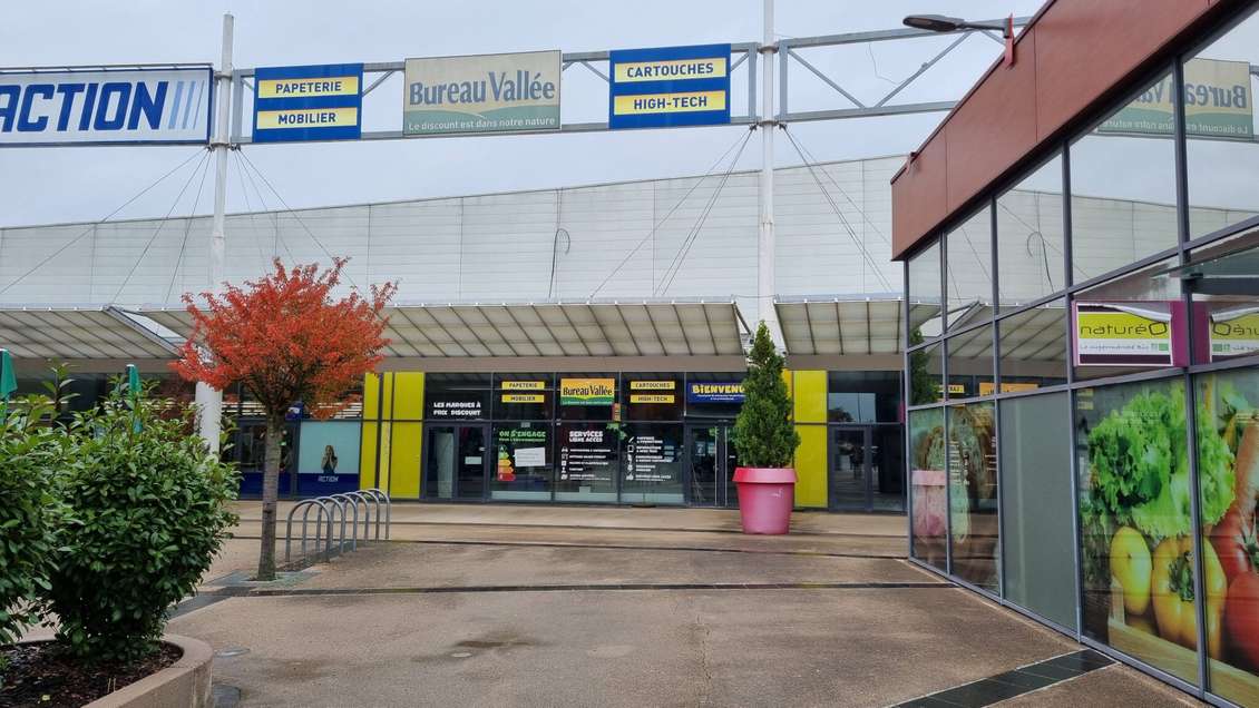 Cession magasin Bureau Vallée à Metz Borny