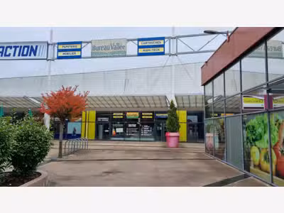 Cession magasin Bureau Vallée à Metz Borny