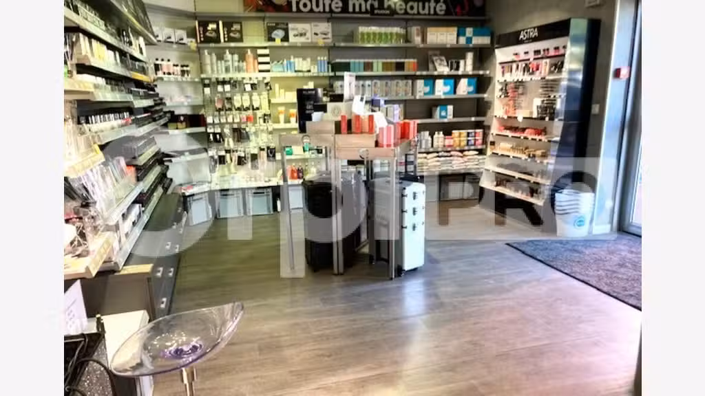 Vente distributeur produits cométiques ZA d'Amilly