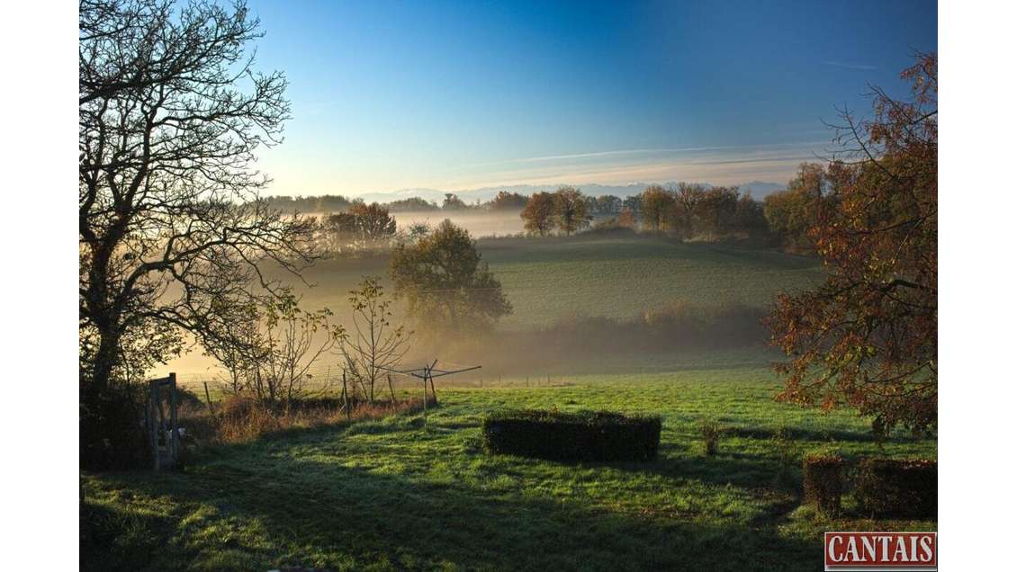 Vente camping gîte snack bar 8 ha axe Toulouse Pau