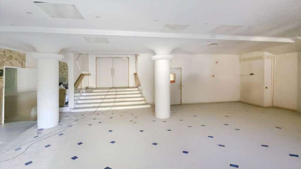 Vente hôtel restaurant en finition (95000) Cergy