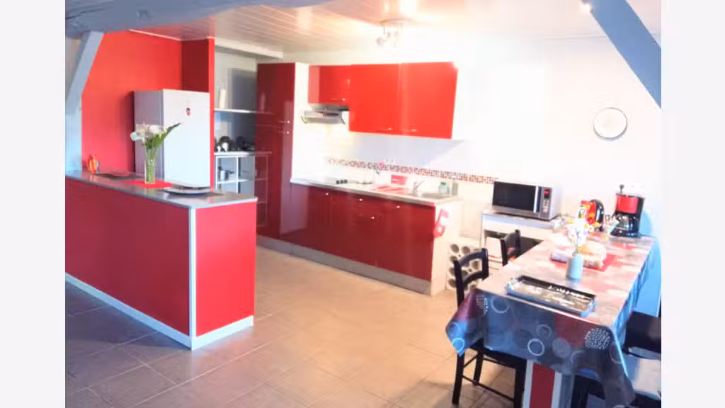 A vendre PROPRIÉTÉ-GÎTES & AIRE DE CAMPING-CAR