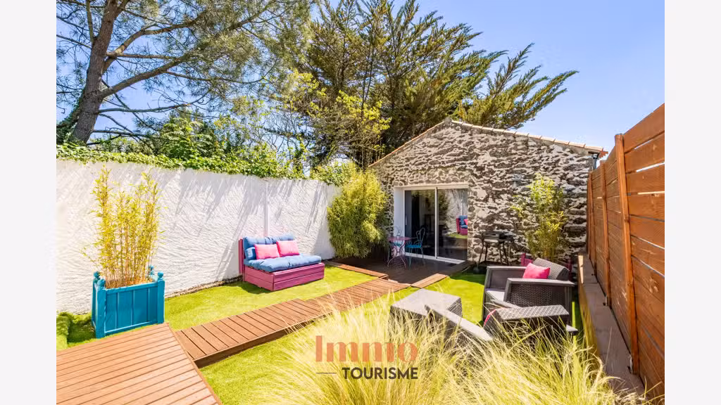 Cède élégant domaine avec 2 gîtes piscine Vendée