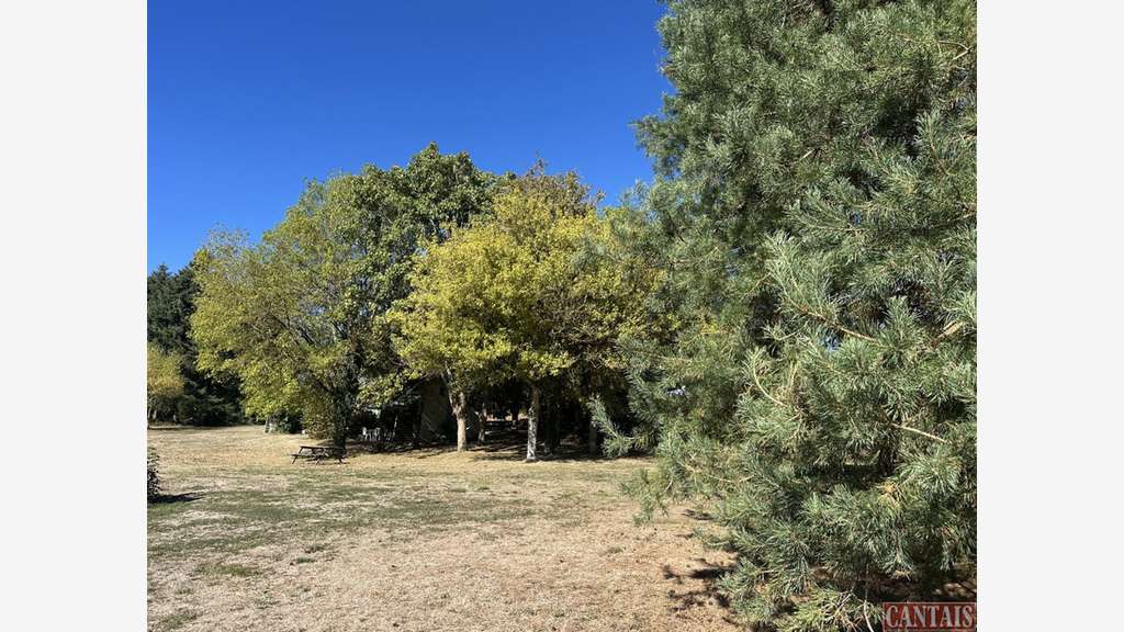 Vente village de gîtes au bord de l’eau