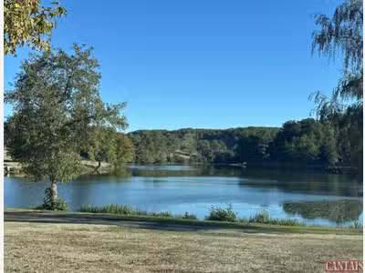 Vente village de gîtes au bord de l’eau