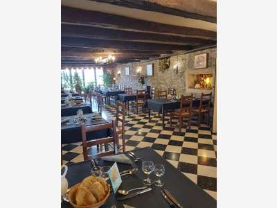 Vente restaurant vintage à Valence-d'Albigeois