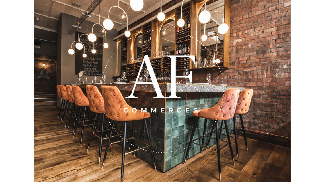 Vente charmant bistrot terrasse à Paris Martyrs