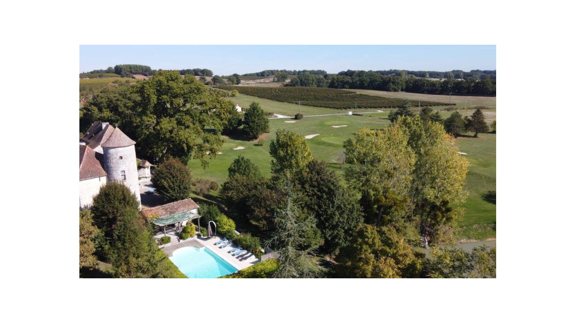 Vente Château avec parcours Golf 9 trous Dordogne