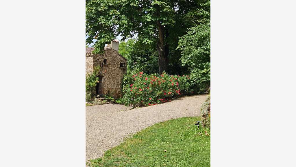 Château, Gîte, B&B, Mariages 18ha dans le sud