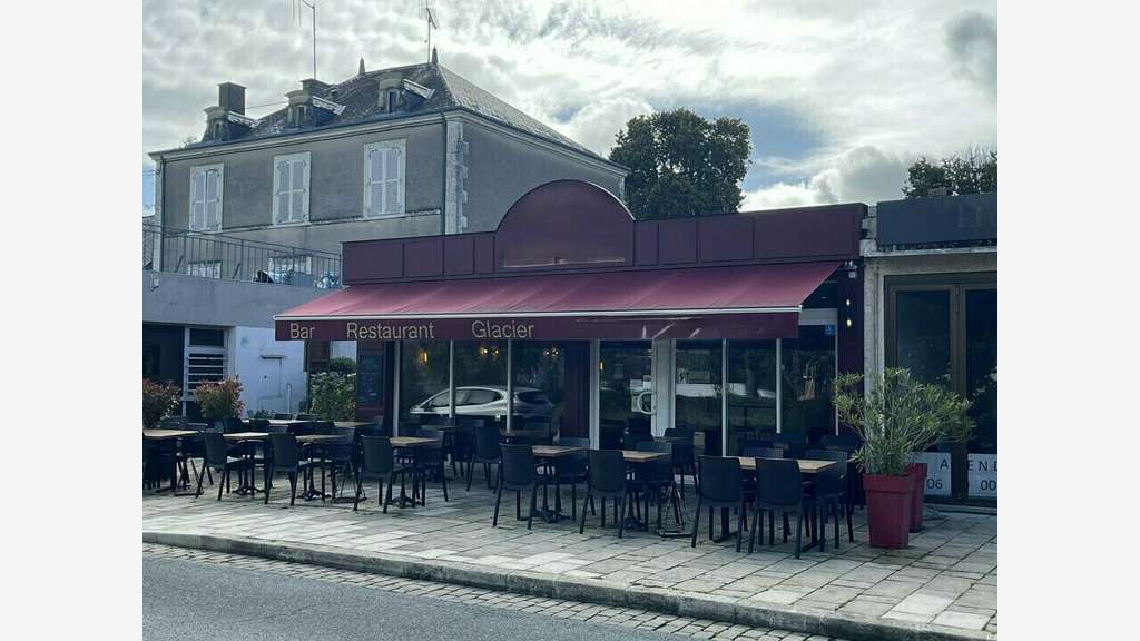 Établissement brasserie à vendre à Châtellerault