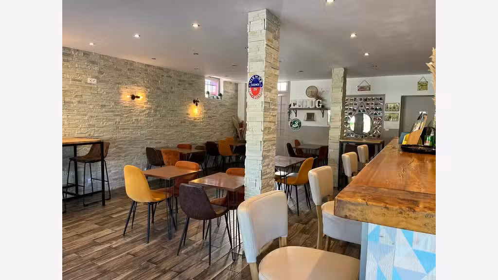 Établissement brasserie à vendre à Châtellerault