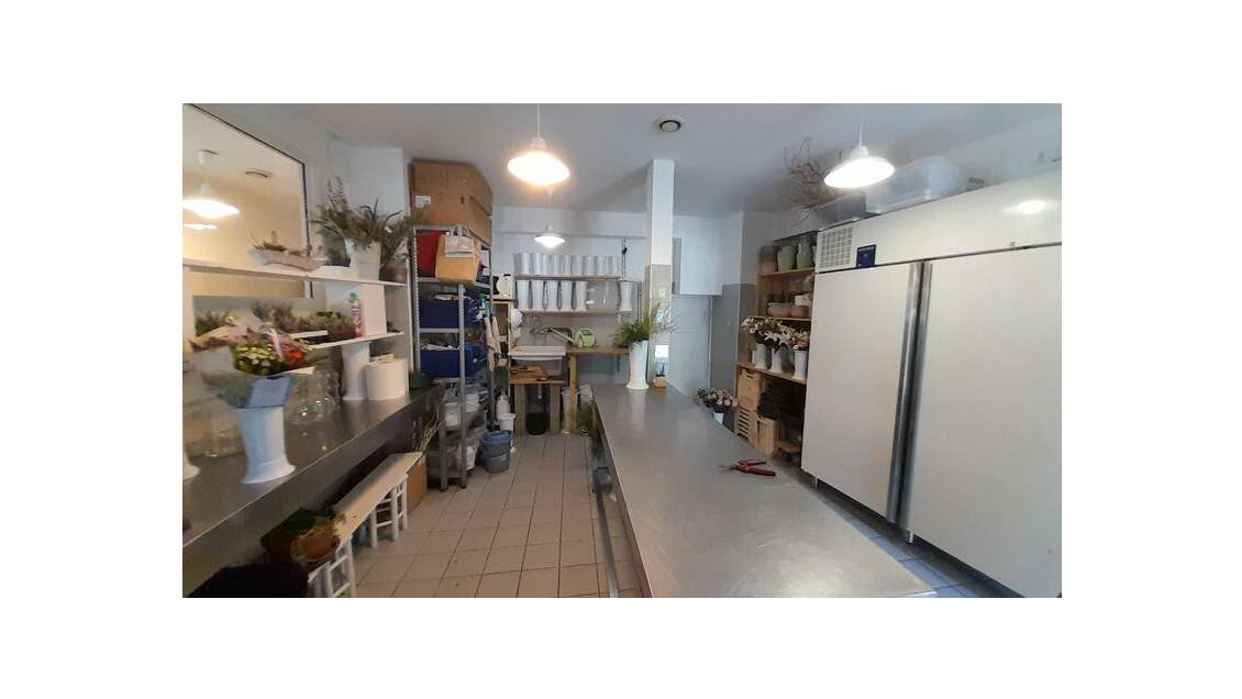 Fonds de commerce fleuriste à vendre Magnac Laval