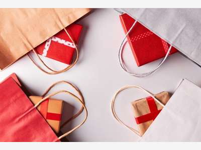 Vente FDC cadeaux souvenirs empl N°1 Perpignan
