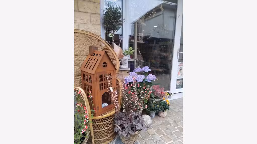 Vente FDC fleuriste et décoration côte de Nacre