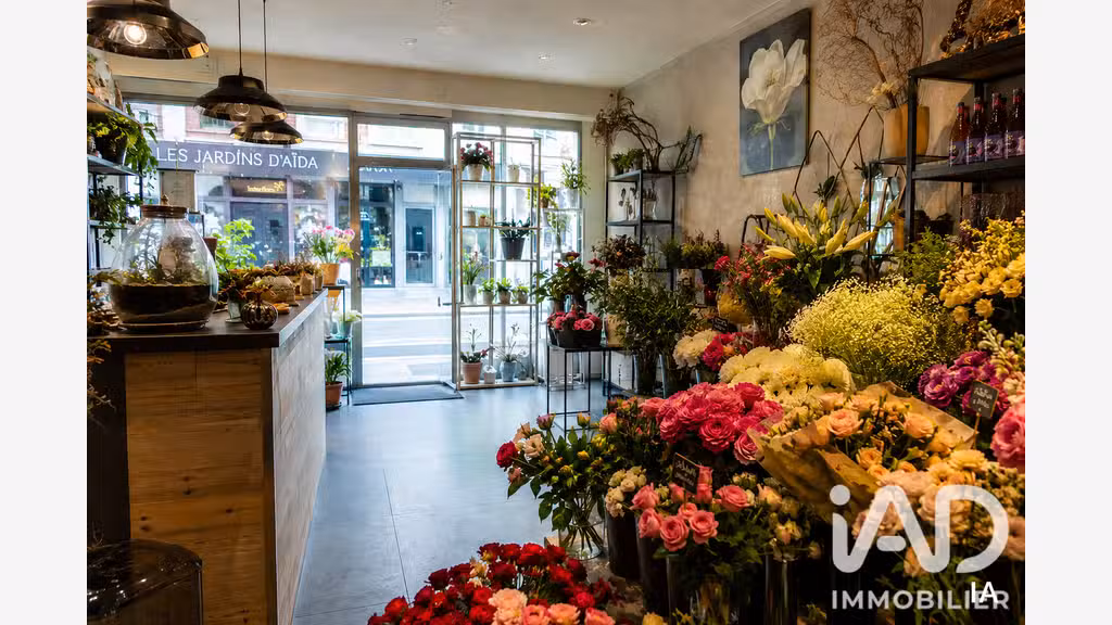 Vente FDC fleuriste sur axe passant à Toulouges