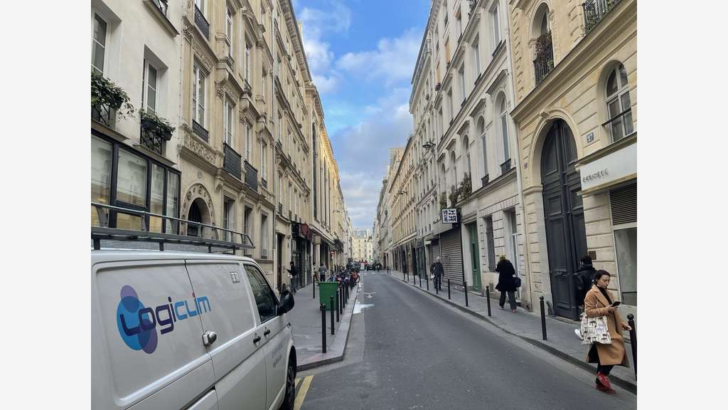 Vente restauration rapide à emporter à Paris 75010