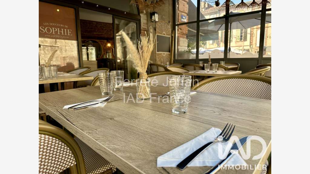 Vente salon de thé fort potentiel empl N°1 Moissac