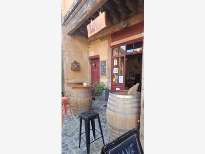 Exclu FDC Caviste – bar à vin village classé Aude
