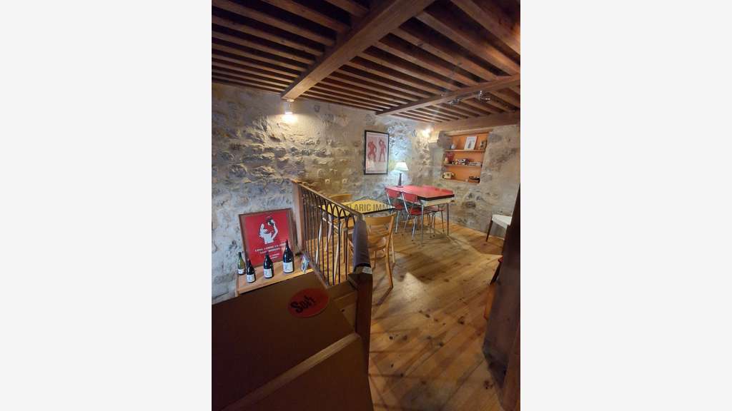 Exclu FDC Caviste – bar à vin village classé Aude