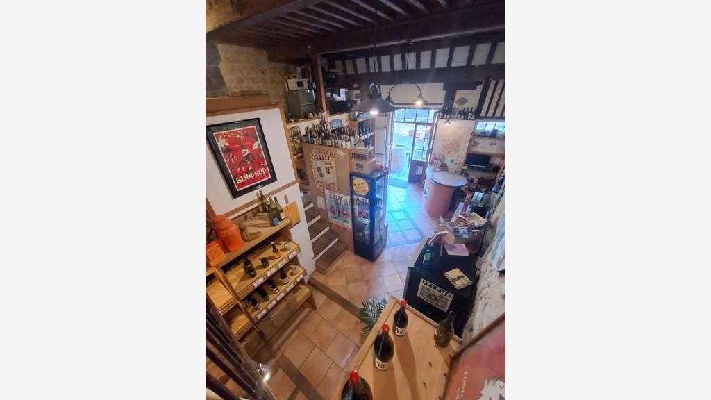 Exclu FDC Caviste – bar à vin village classé Aude