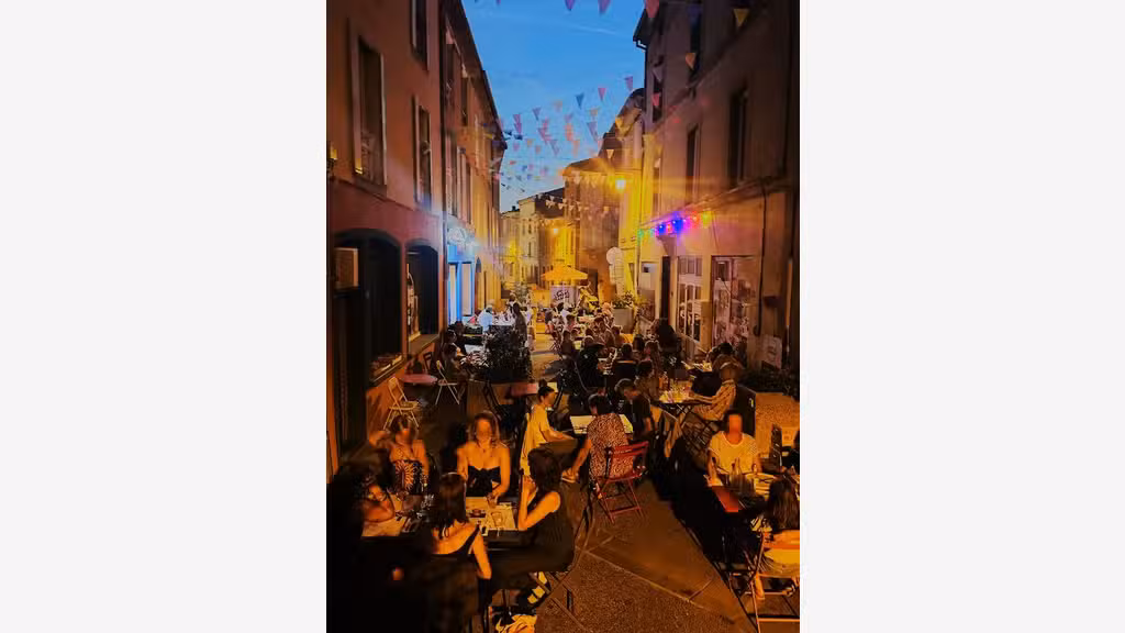 Vente pizzeria matériel neuf à Aouste sur Sye