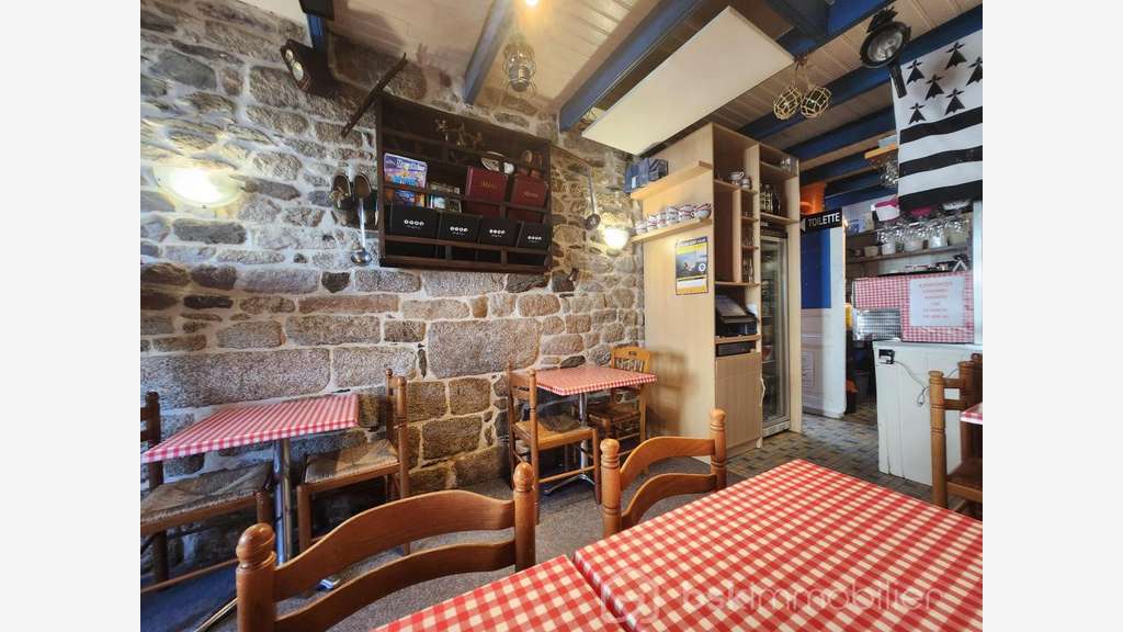 A vendre crêperie terrasse face mer à Ile Tudy