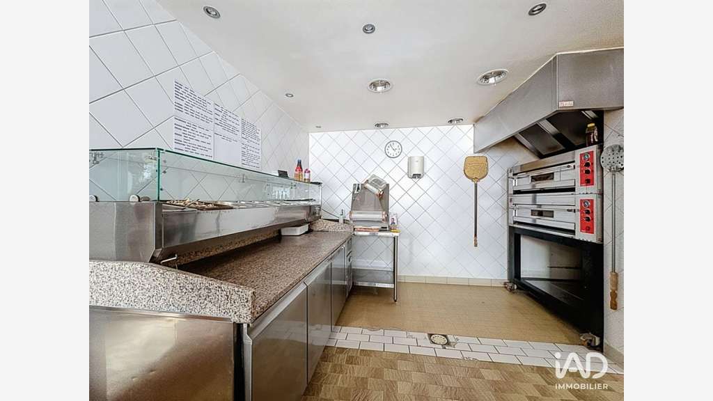 Vente pizzeria à Magenta emplacement privilégié