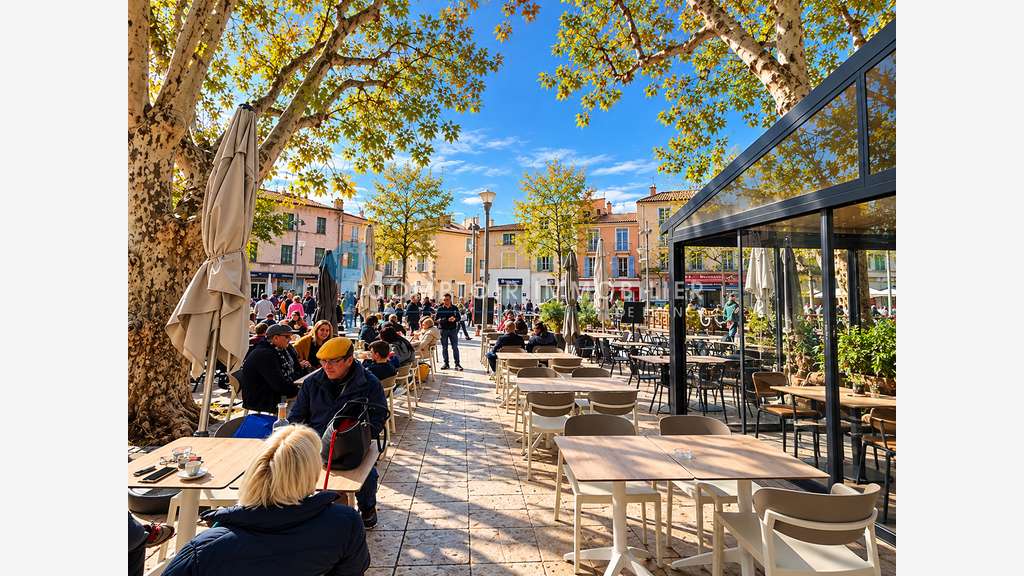 AV crêperie emplacement d'exception à Martigues